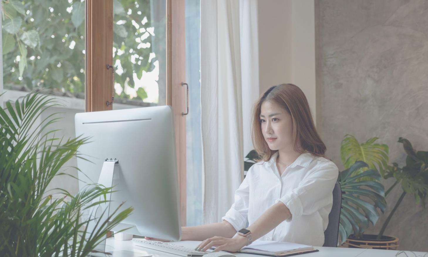 Financial planning workspace with charts and analysis tools